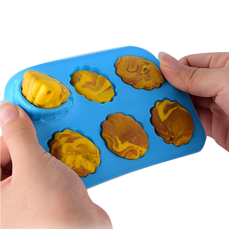 Cake baking mould